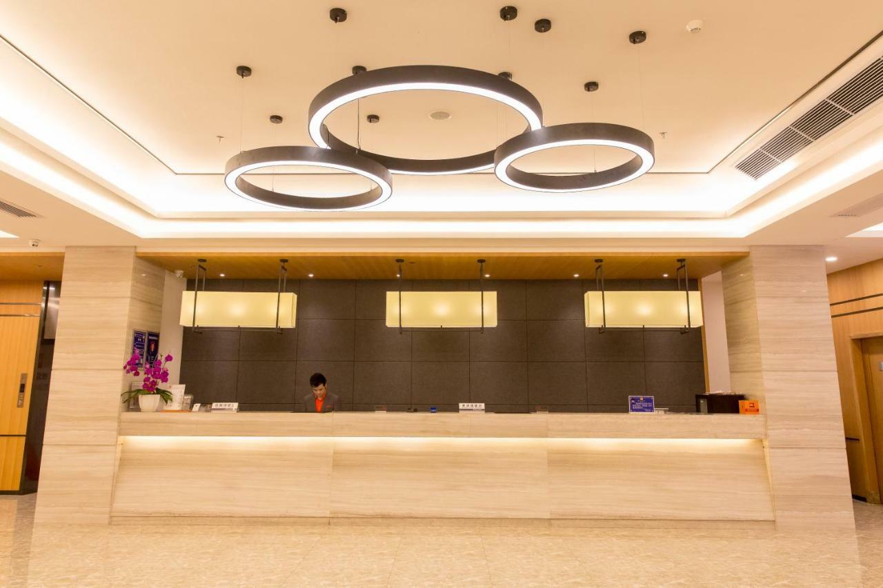 Ibis Dongguan Dongcheng Hotel Kültér fotó