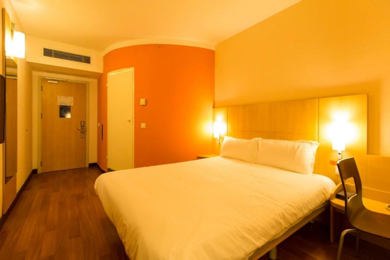 Ibis Dongguan Dongcheng Hotel Kültér fotó